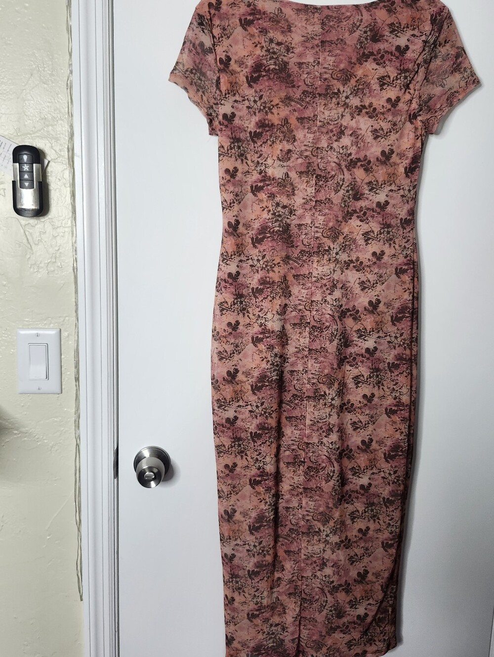 90s Grunge Pink Floral Short Sleeve Mesh Midi Dress - Picture 5 of 9